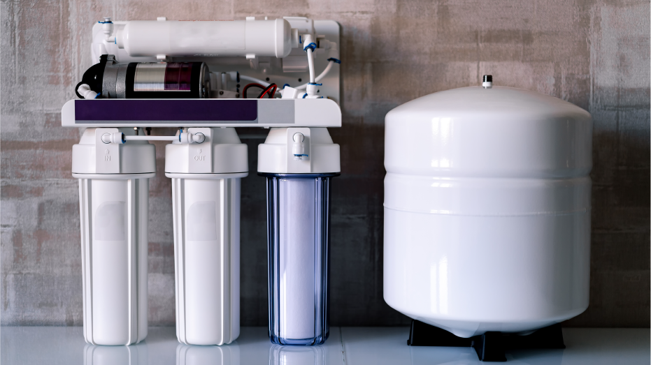  Sistema de Filtro de Agua para Llaves marca Brita, Incluye: 1  Sistema + 2 Filtros : Herramientas y Mejoras del Hogar