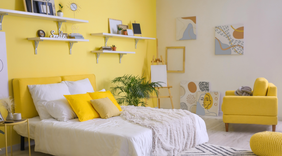 Habitación_con_colores_llamativos-web.png