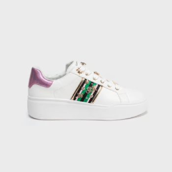 Zapatillas urbanas elegantes