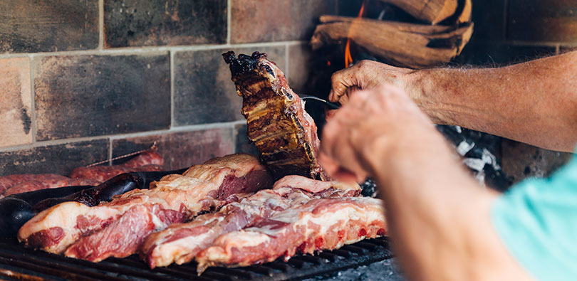 carnes para parrilla a carbón