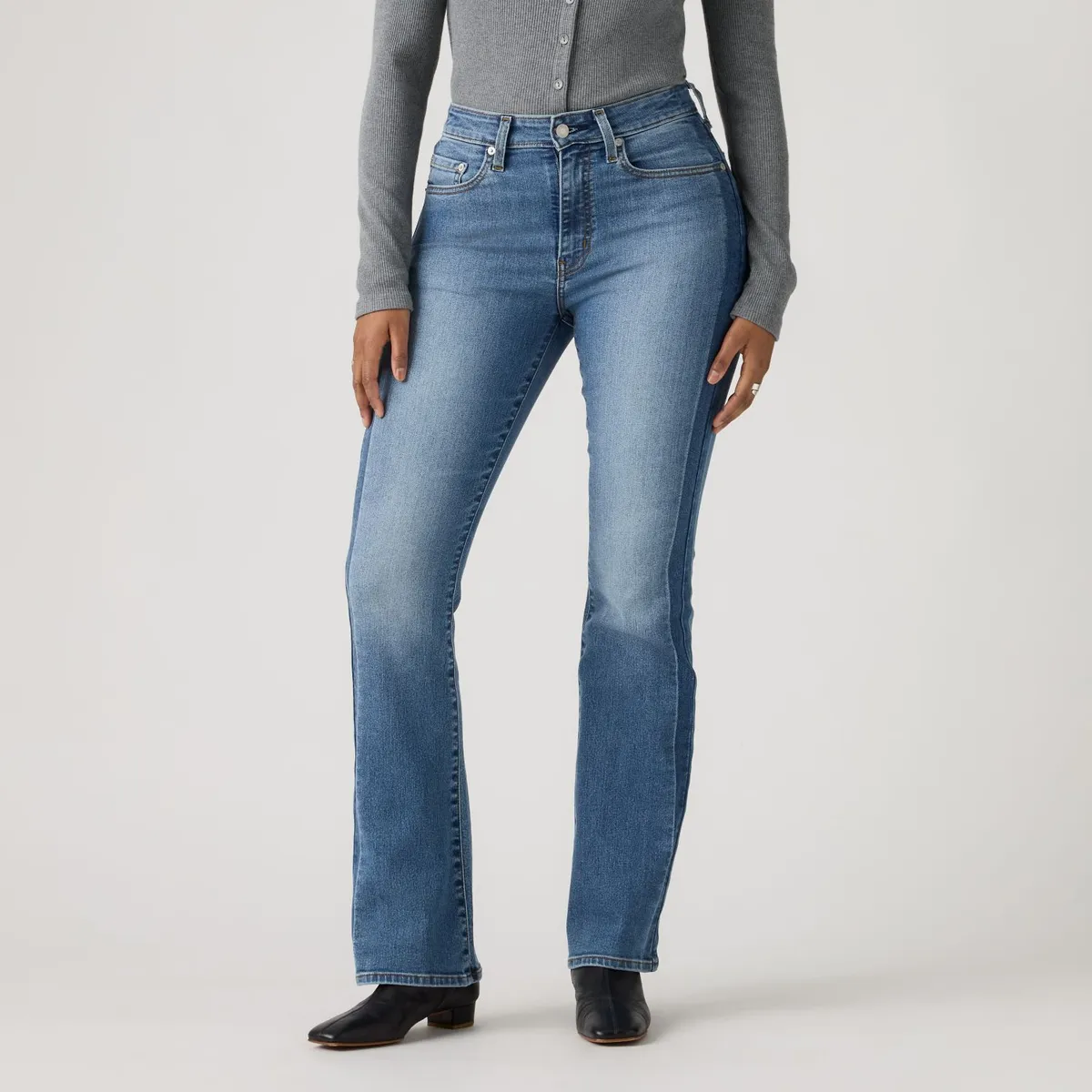 Bootcut Jeans